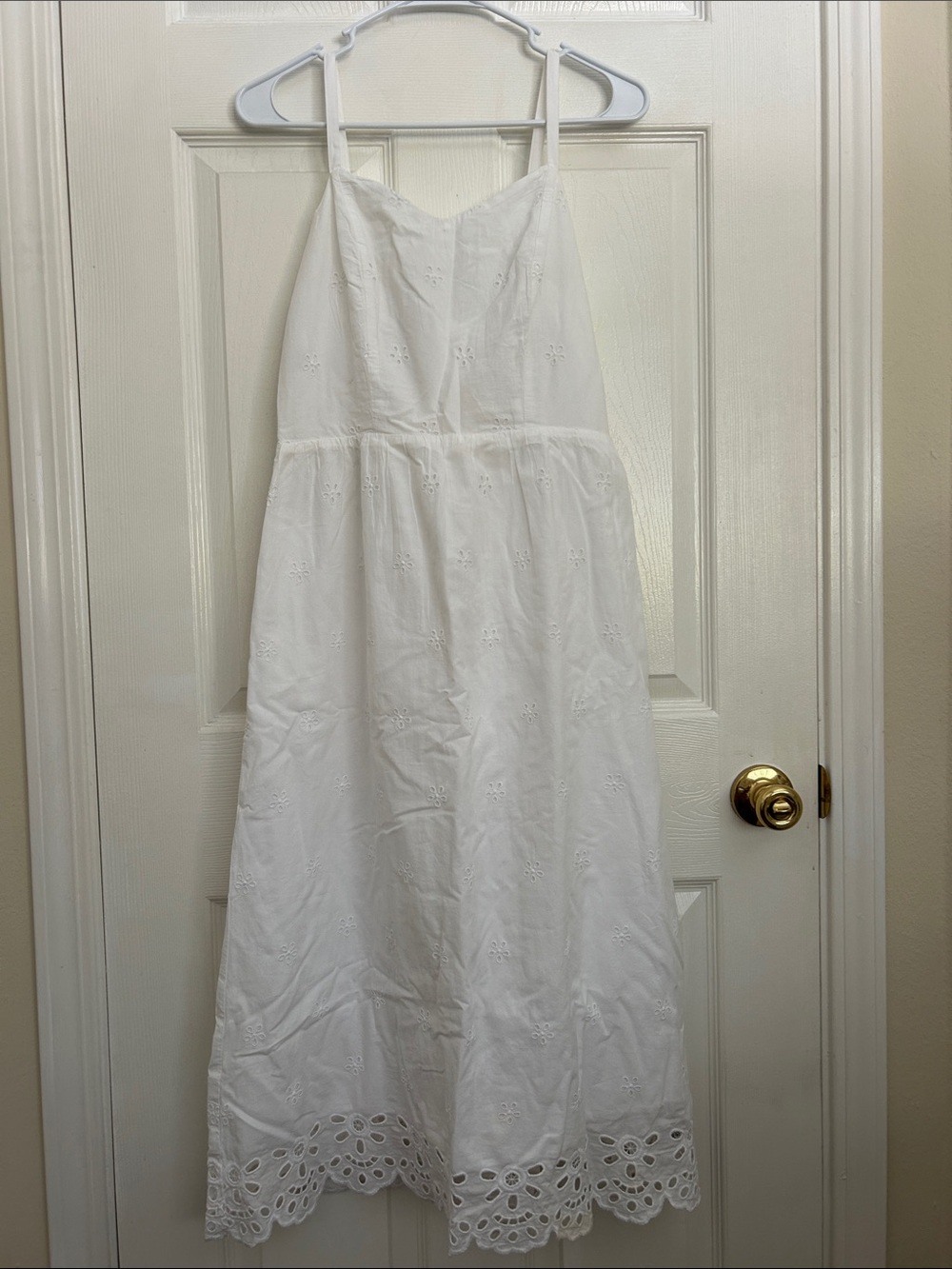 Old Navy White Eyelet Spaghetti-Strap Maxi Dress